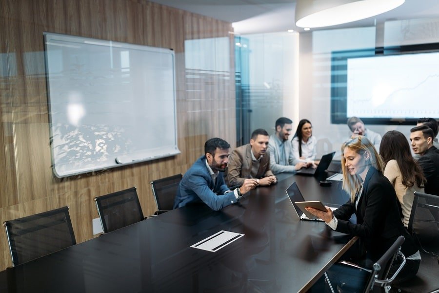Why Hiring Meeting Room at Nehru Place Is A Great Option?