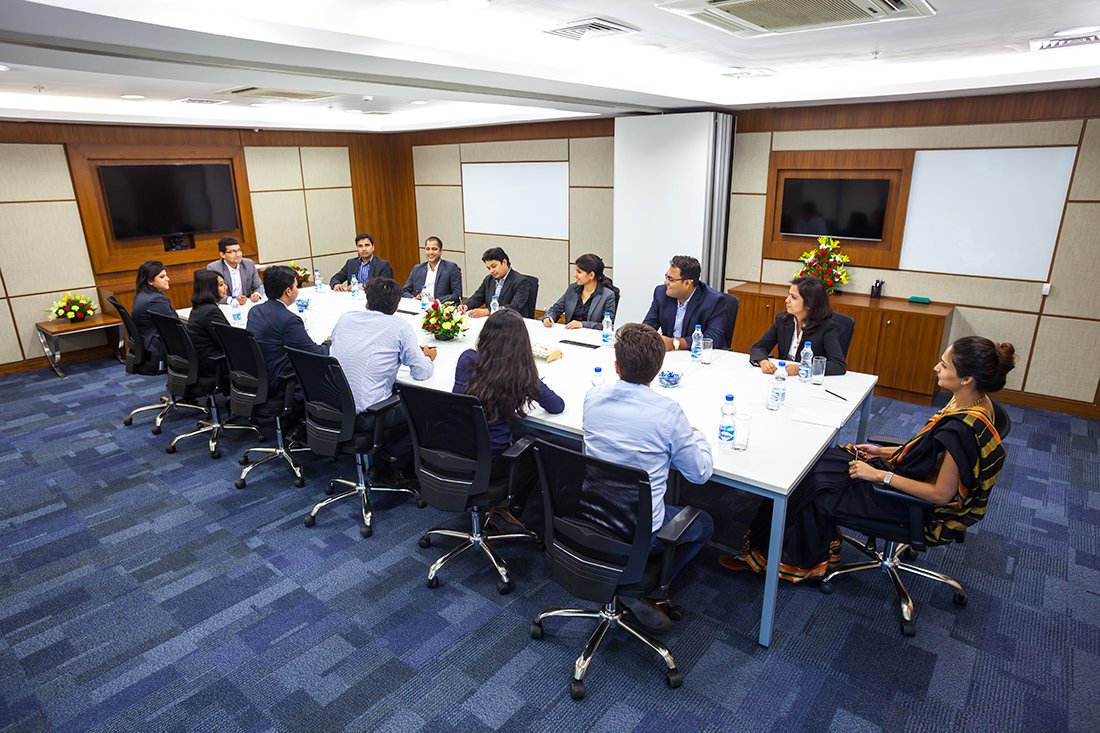 Still Using Hotel Space For Professional Meetings? It’s Time To Update